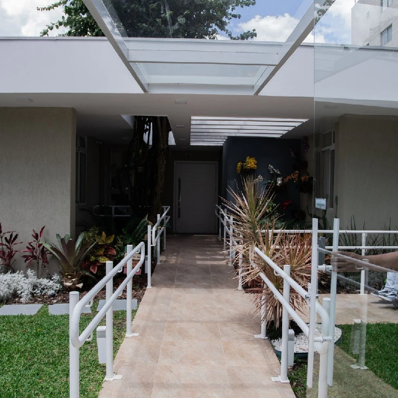 Hospedagem para terceira idade em Ahú
